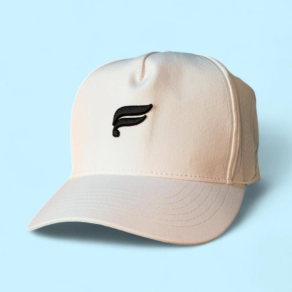 Fabletics Unisex Adult White hat in Exccellent condition Baseball hat